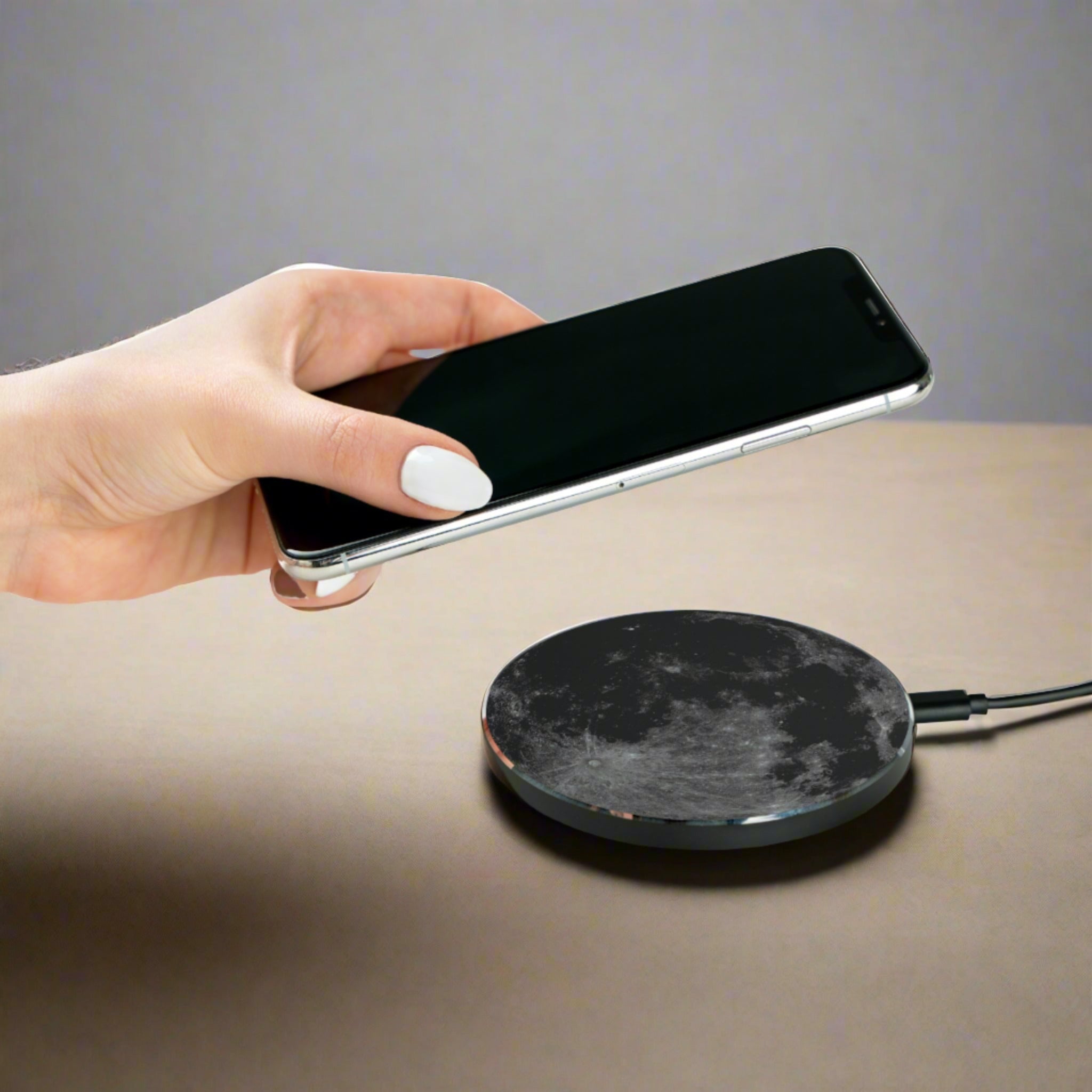 Wireless Charger - Nocturnal Silence Collection